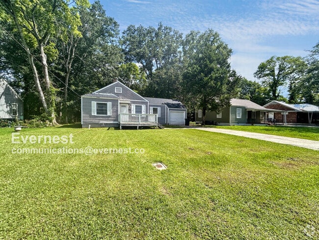 Building Photo - 525 Selma Rd Rental