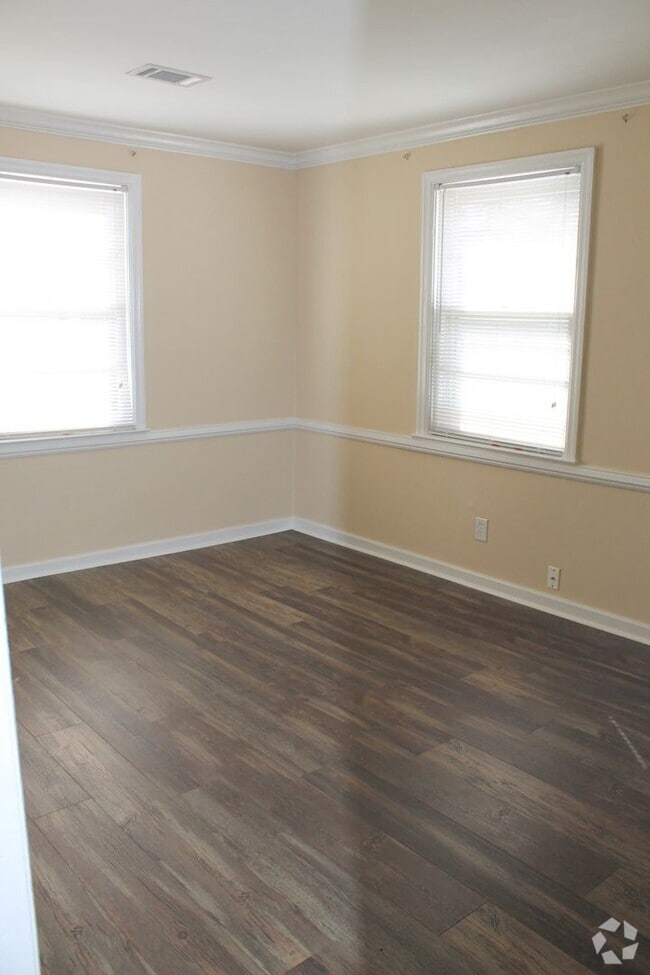 Building Photo - 2 Bedroom Apartment in Shandon off of Devi...
