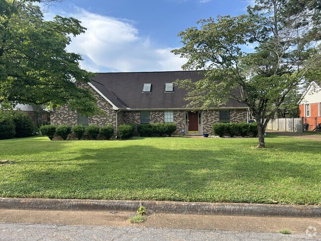 Building Photo - 261 Mcgough Blvd Rental