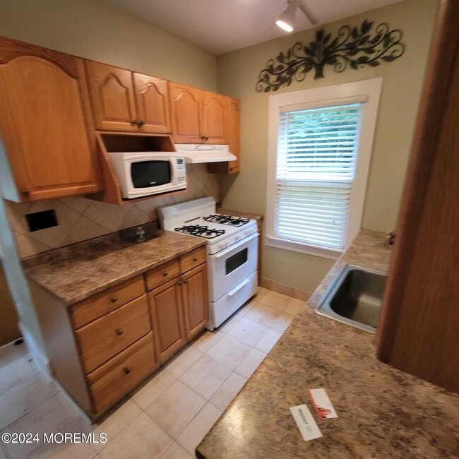 Photo - 63 Reids Hill Rd