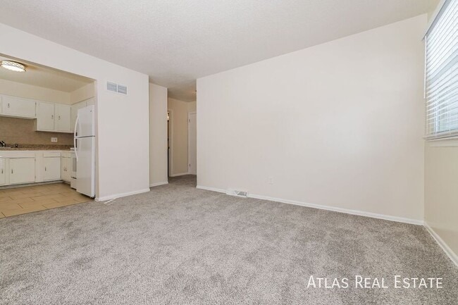 Photo - 906 SE 3rd Terrace Unit B