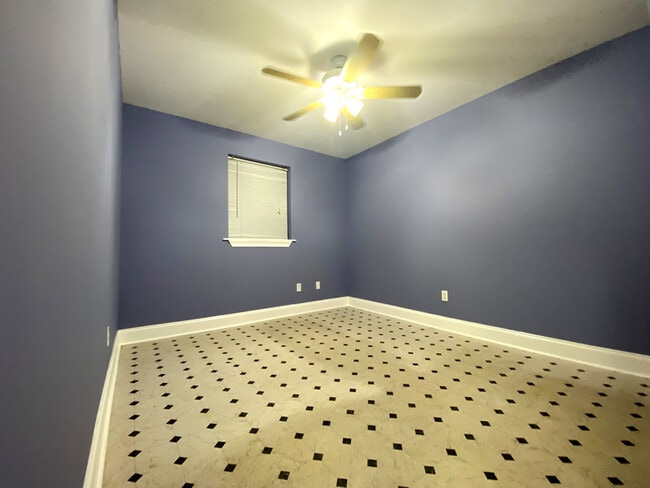 Photo - 3565 Kings Dr