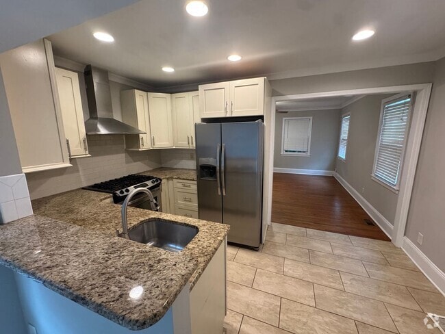 Building Photo - 1809 Fulton Ave Rental