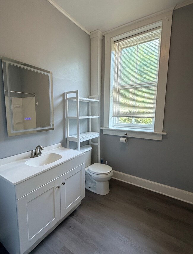 83 Main St Unit 2C