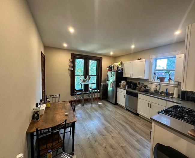 Photo - 174 Saint Alphonsus St Unidad 2