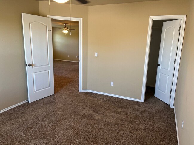Photo - Available Now! - 3 bedrooms 2.5 bath