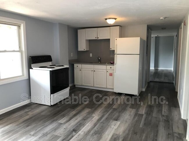 Building Photo - 6 Milton St