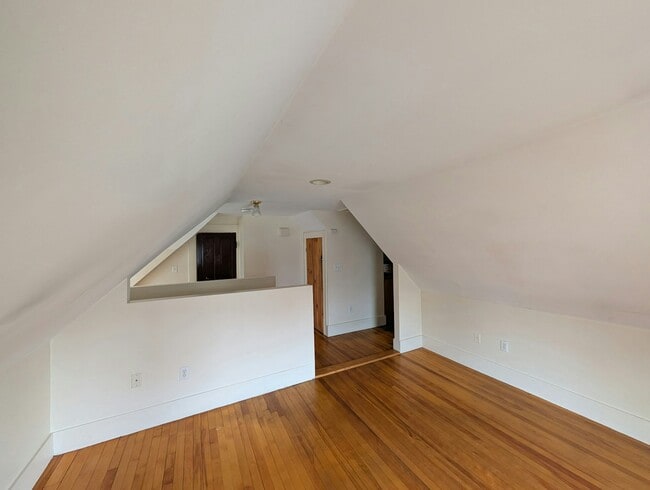 Photo - 275 Elm St Unit 3