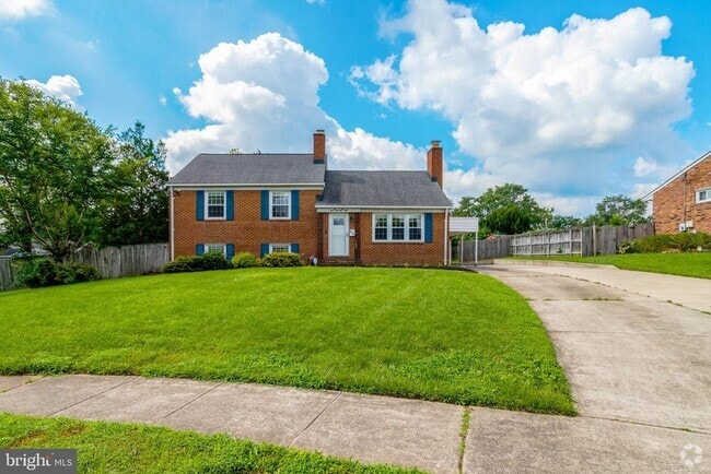 Building Photo - 7623 Arlen St Rental