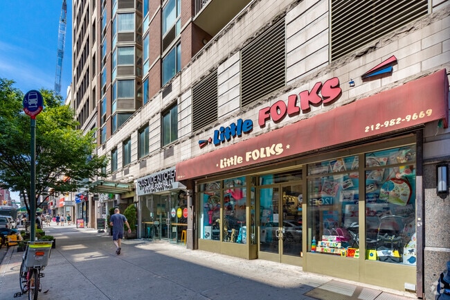 Photo - Crossing 23rd