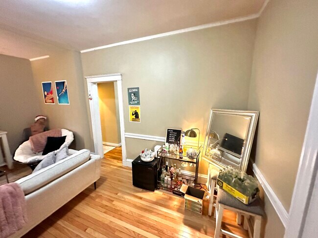 68 Egmont St Unit 5