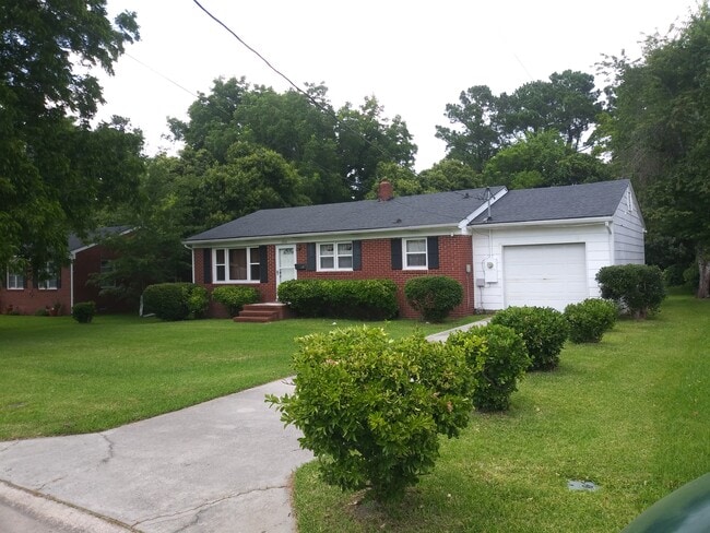 Photo - 2100 Opal St House