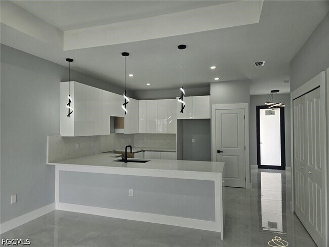 Photo - 388 Bell Blvd