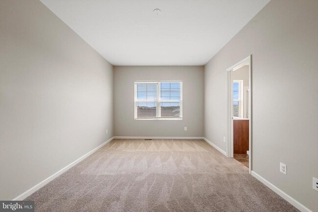 Photo - 303 Starry Way Dr