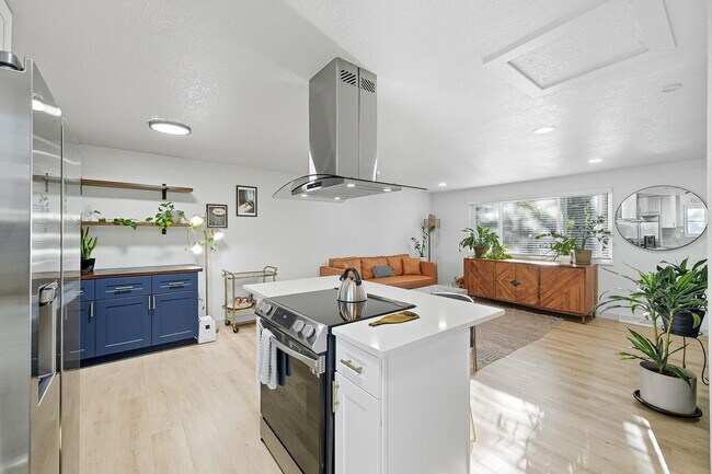 Photo - 312 S Hudson St