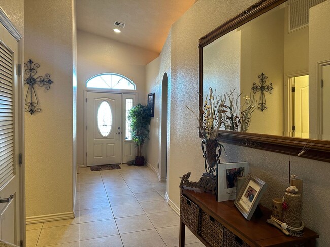 Photo - Fully Furnished Short-Term Rental in Fort ...