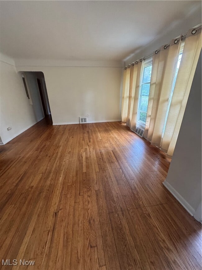 Photo - 2730 Columbia Rd