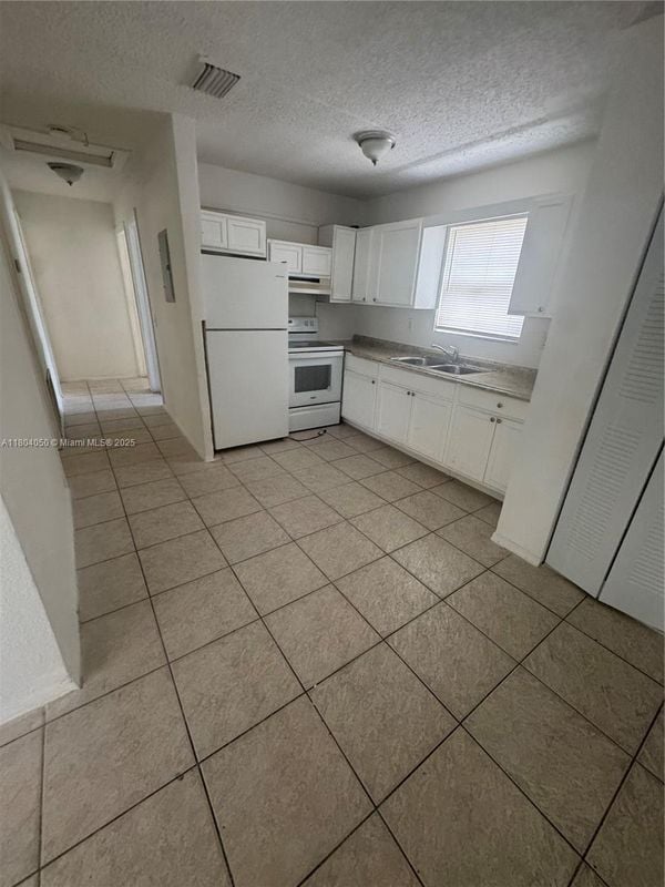 Photo - 2856 NW 14th St Apartment
