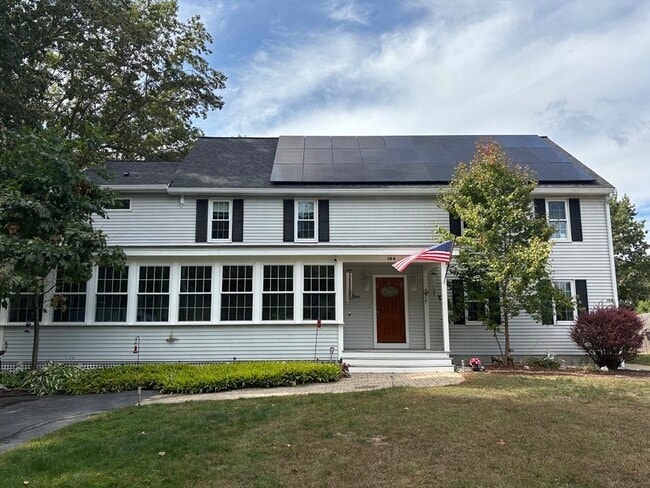 Building Photo - 10 Wilson Dr Unit B