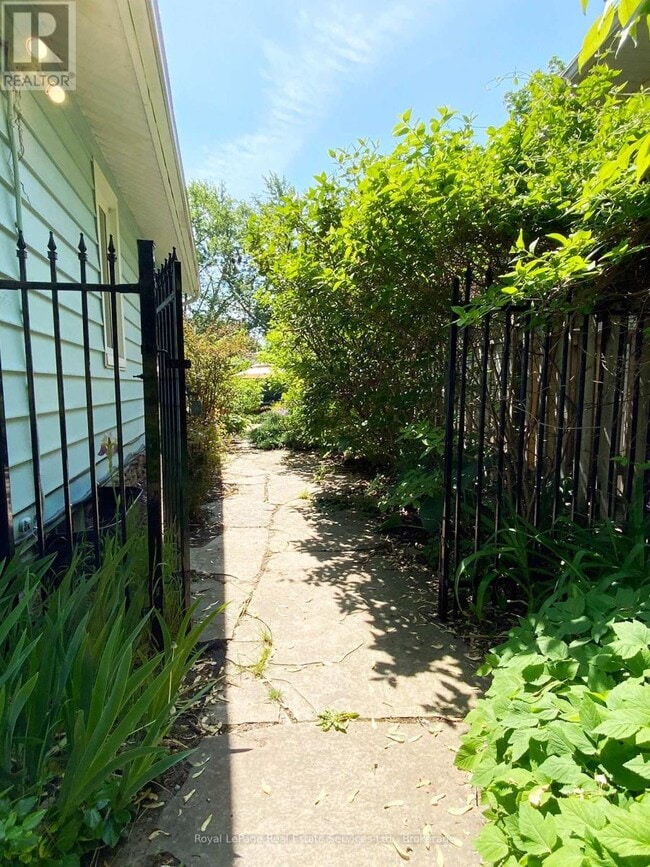 Photo - 2028 Marine Dr