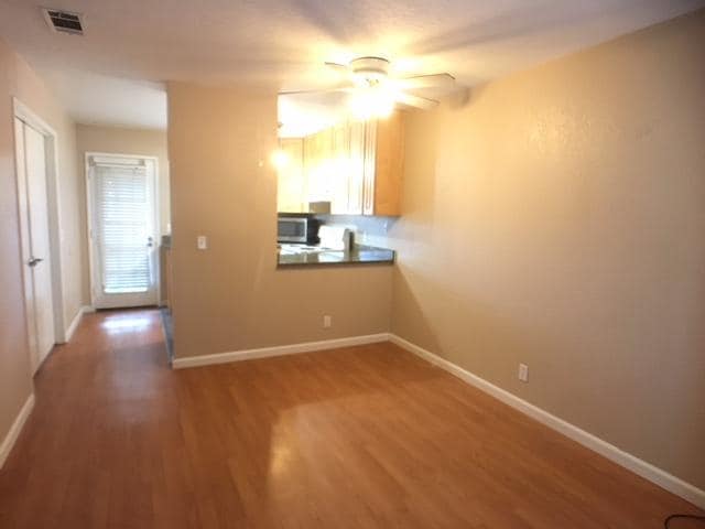 Photo - 1973 Bonifacio St