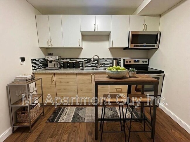 Photo - 28 Foxacre Row Unit 2
