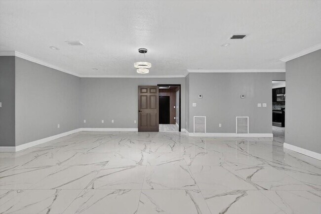 Photo - 15775 N Miami Ave