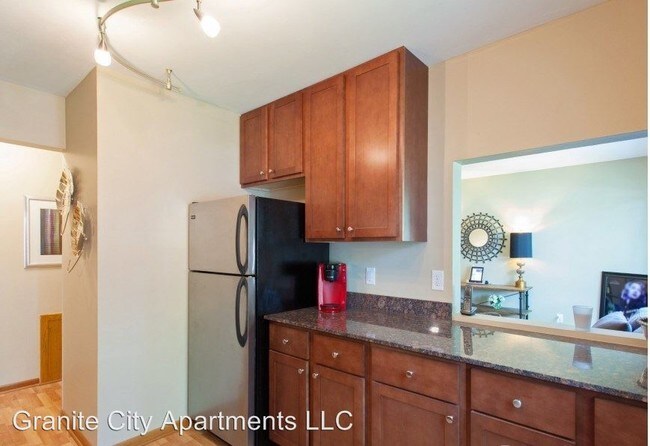 Photo - 3415 65th Ave N