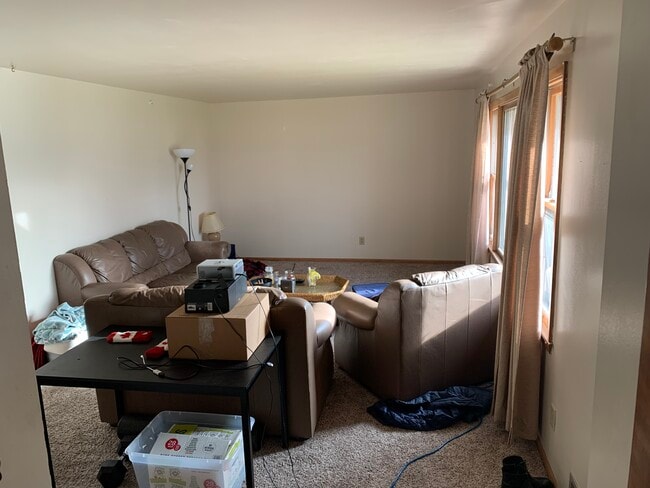 Photo - 108 Meadow Ln