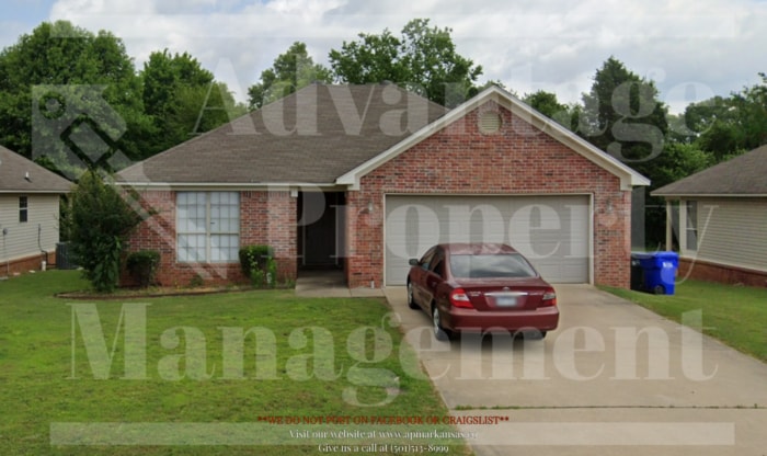 Photo - 2250 Rosemary Dr House