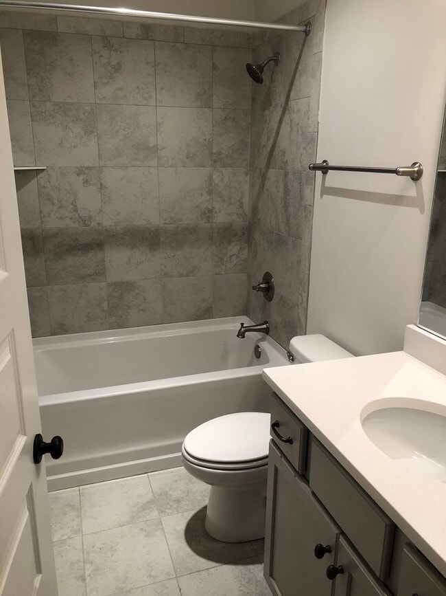 Photo - 1570 4th Ave E Unidad 1570 4th Ave E #10