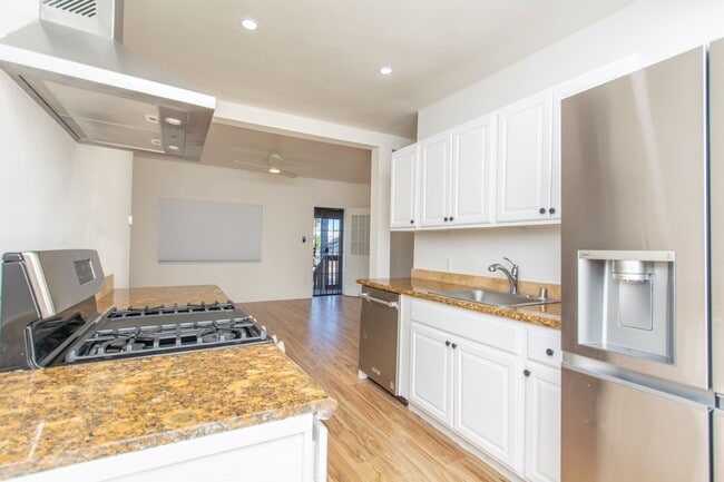 Photo - 3568 Nile St Unit 3568