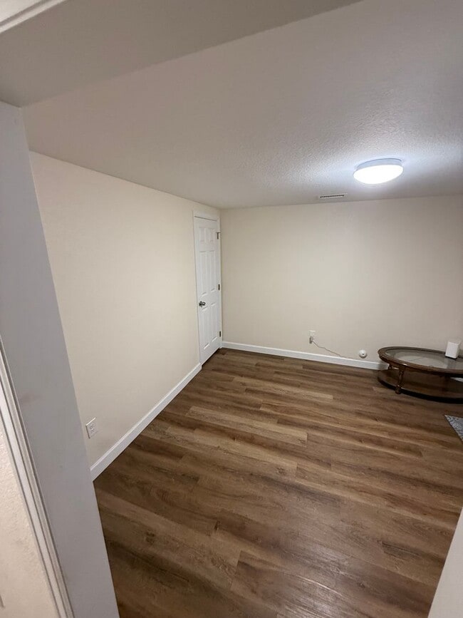 Photo - 3 Bedroom 1 Bathroom Available in Anshutz Medical Center Area