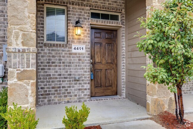 Building Photo - 4411 Samarth St Rental