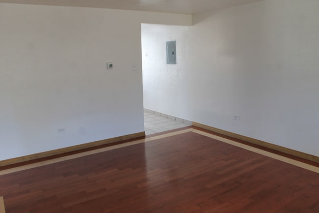 Photo - 4225 W 70th Pl Unidad a