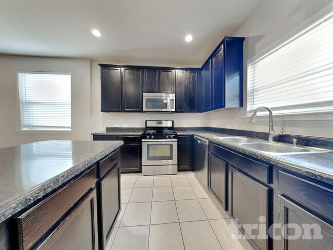 Photo - 240 Dragon Ridge Rd
