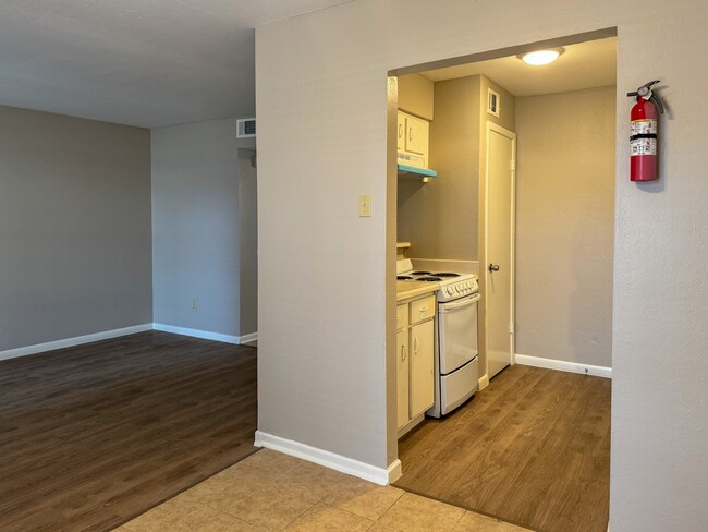 2101 6th Ave N Unit 7