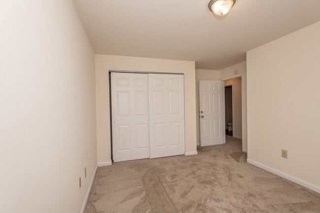Photo - Walk to UC & UC Medical | 1BR/2BR Apartments