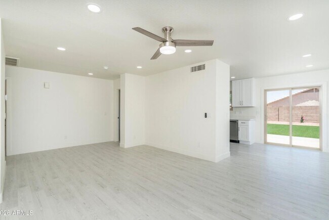 17901 N Lupine Trail