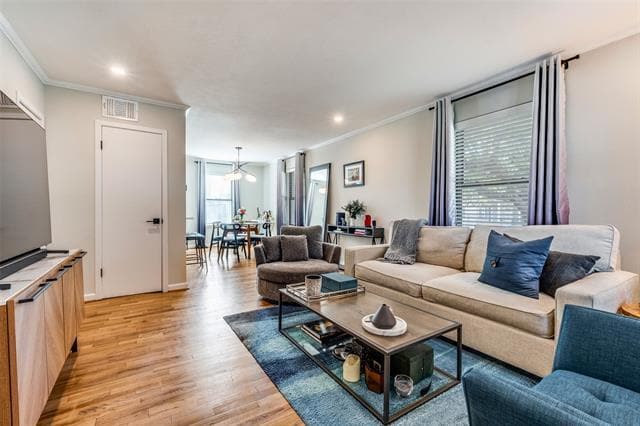 Photo - 4924 Lahoma St Unidad 4924