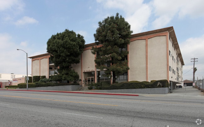 Photo - Beverly Wilcox