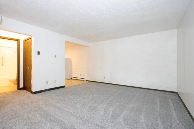 Photo - Autumn Manor Apartments – Doylestown, Ohio