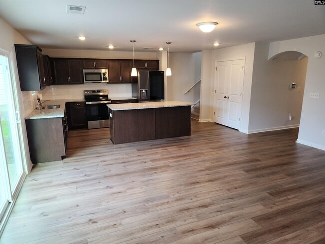 Photo - 1754 Farshaw Way