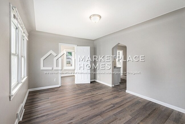Photo - 22046 Birchwood Ave