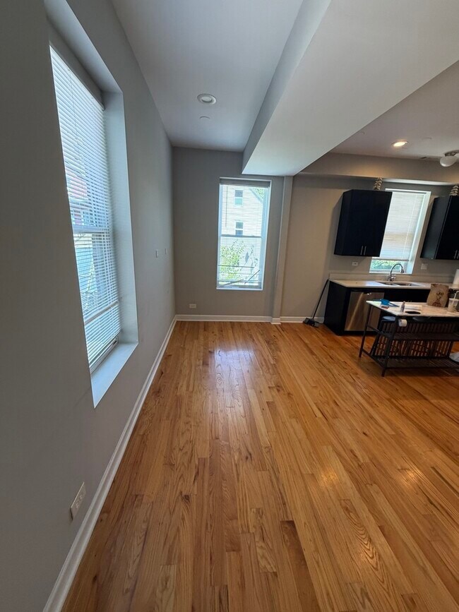 Photo - 2724 W 16th St Unit 2