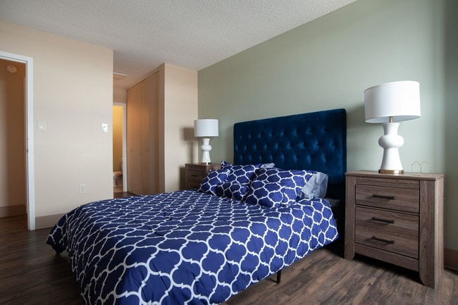 Photo - Madison Towers