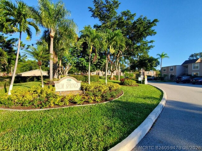 Building Photo - 1060 NW 80th Ave Unit 104
