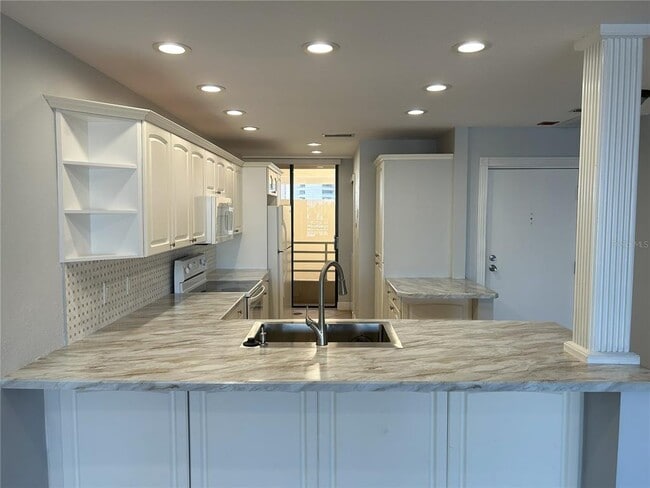 Photo - 2775 Kipps Colony Dr S Unit 304