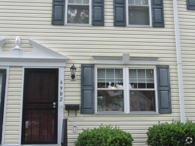 Building Photo - 6902 Hawthorne St Rental