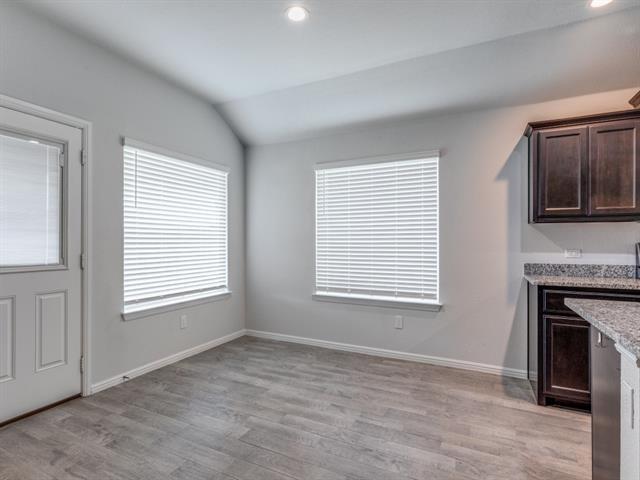 Photo - 545 Houndstooth Dr